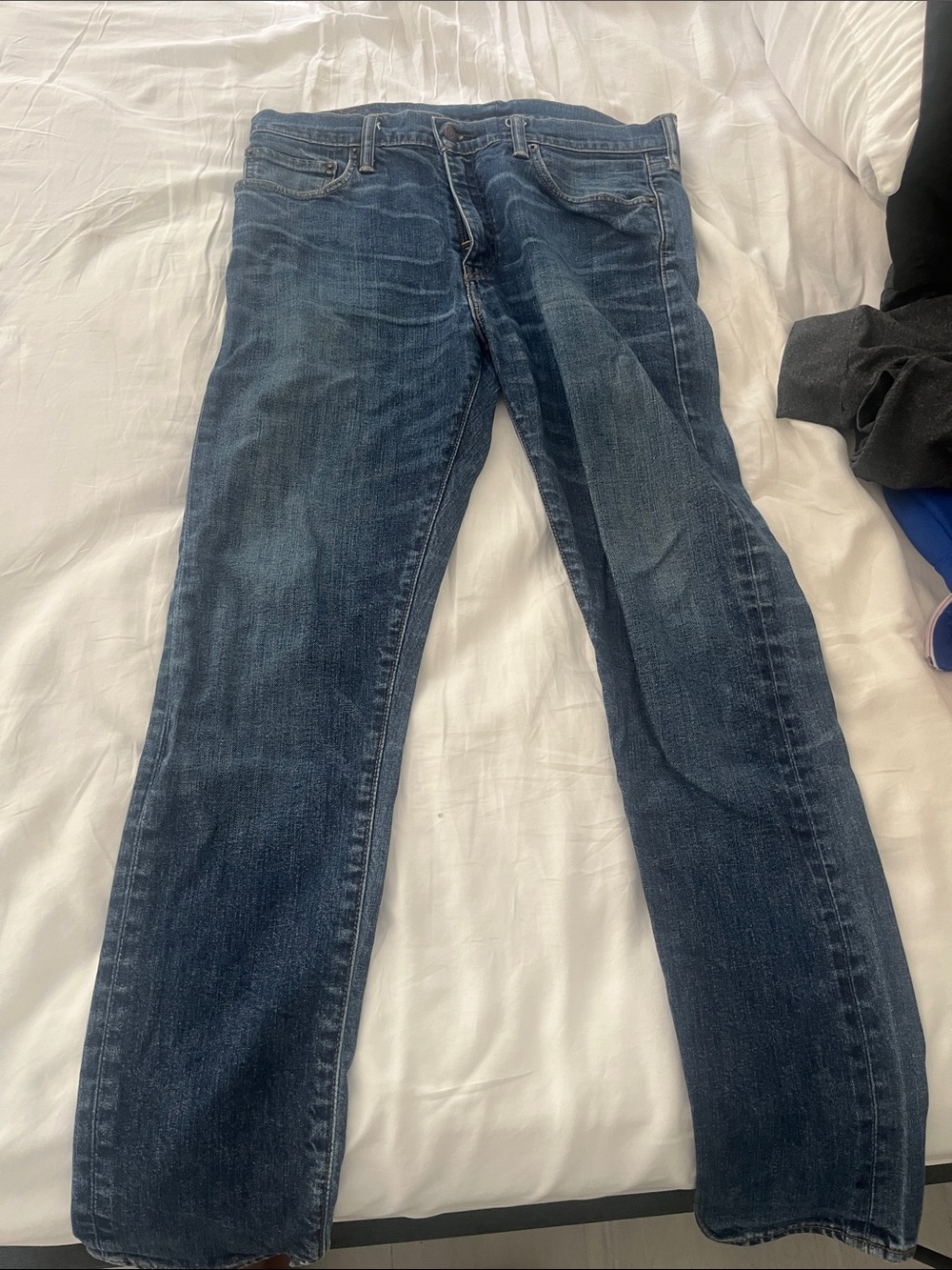 Men's Straight-Leg Jeans in Dark Blue